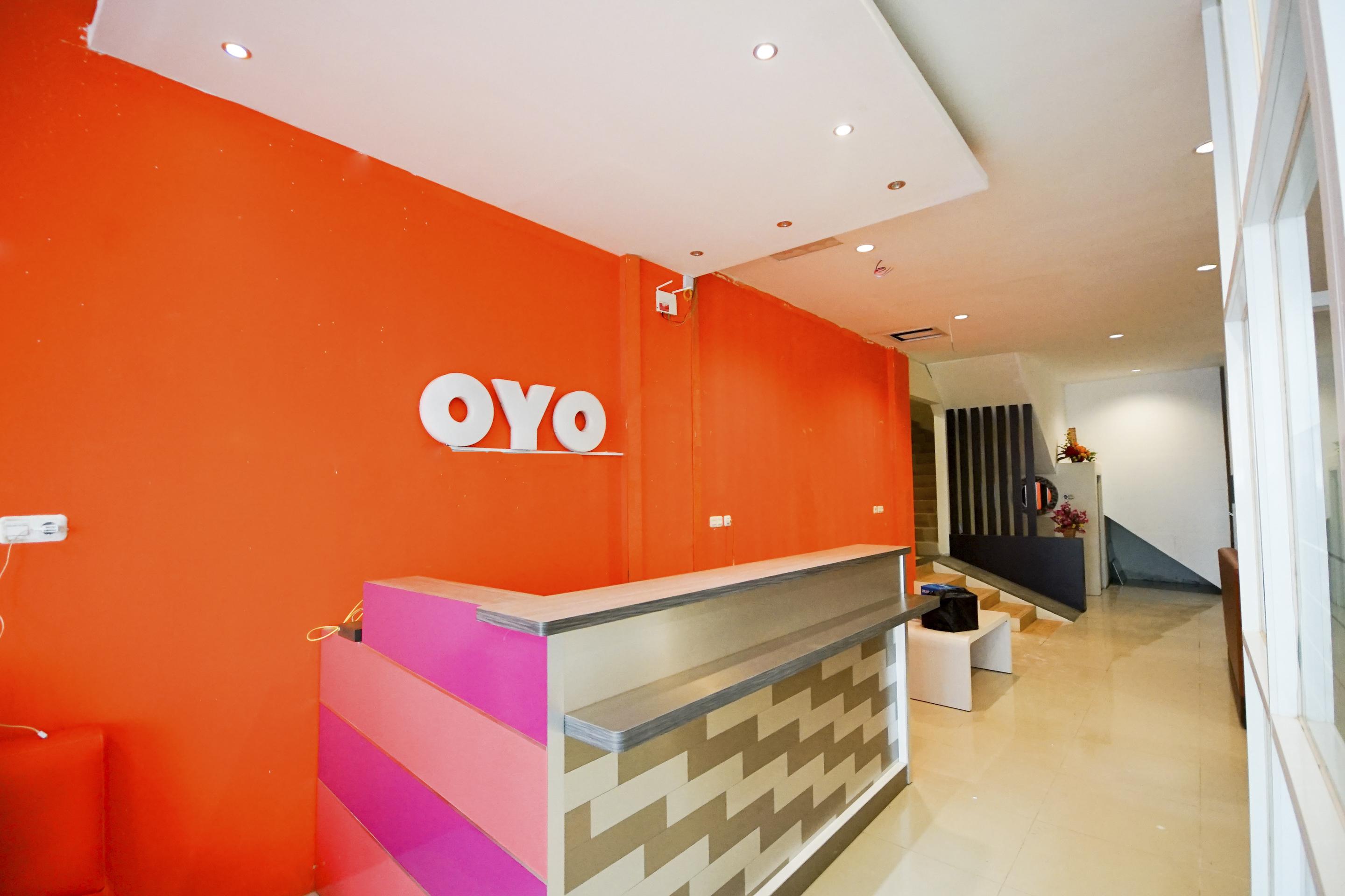 Oyo 251 The Maximus Inn Hotel Palembang Zewnętrze zdjęcie