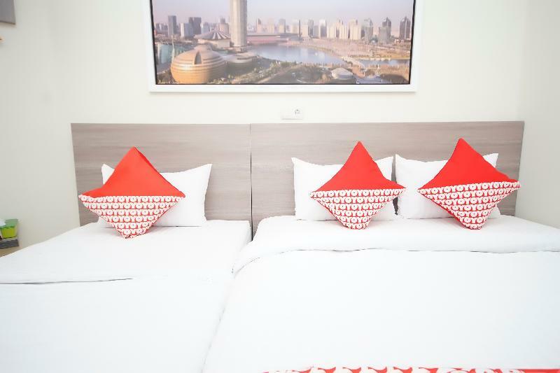 Oyo 251 The Maximus Inn Hotel Palembang Zewnętrze zdjęcie